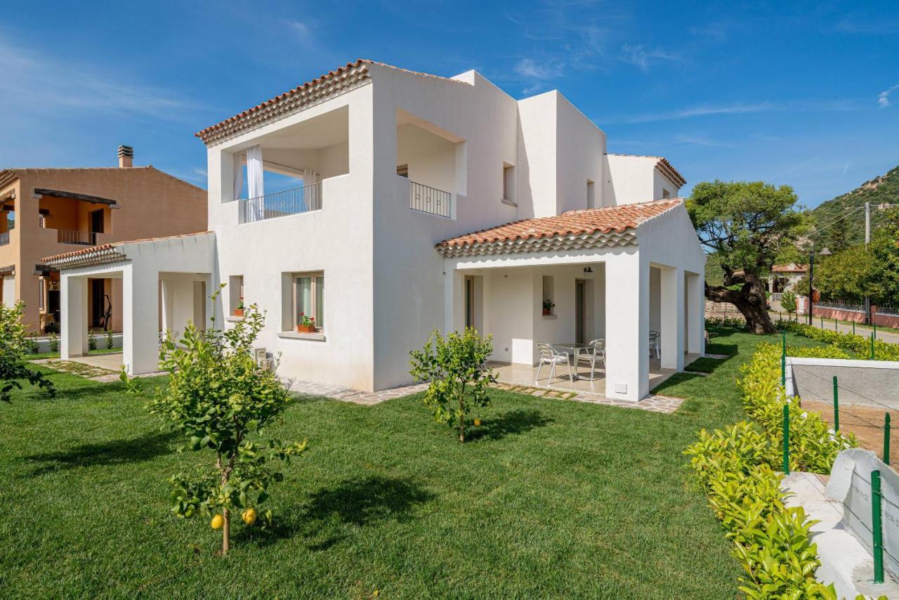 Отель Residenza L'Alzoni Сан-Теодоро Экстерьер фото