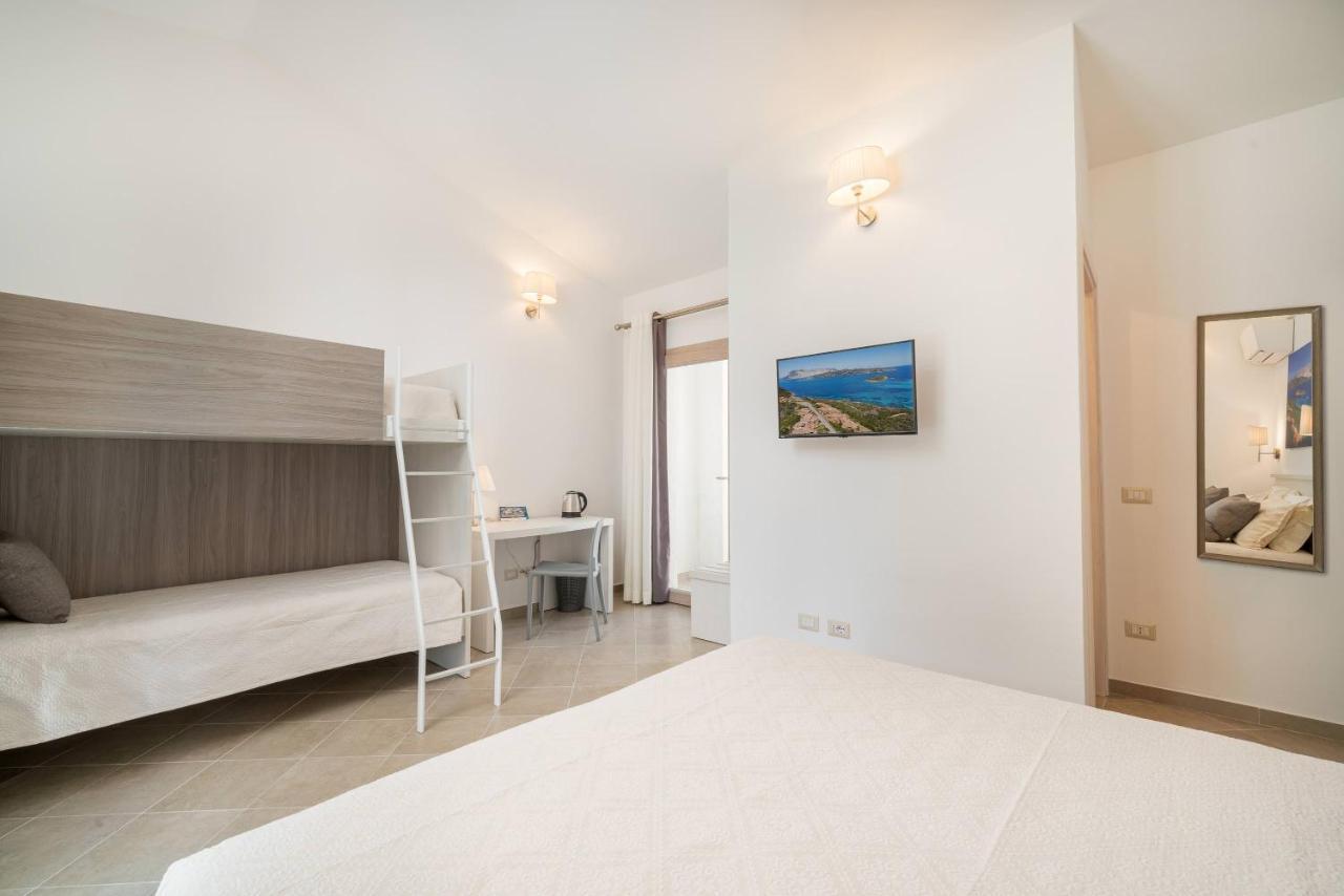 Отель Residenza L'Alzoni Сан-Теодоро Экстерьер фото