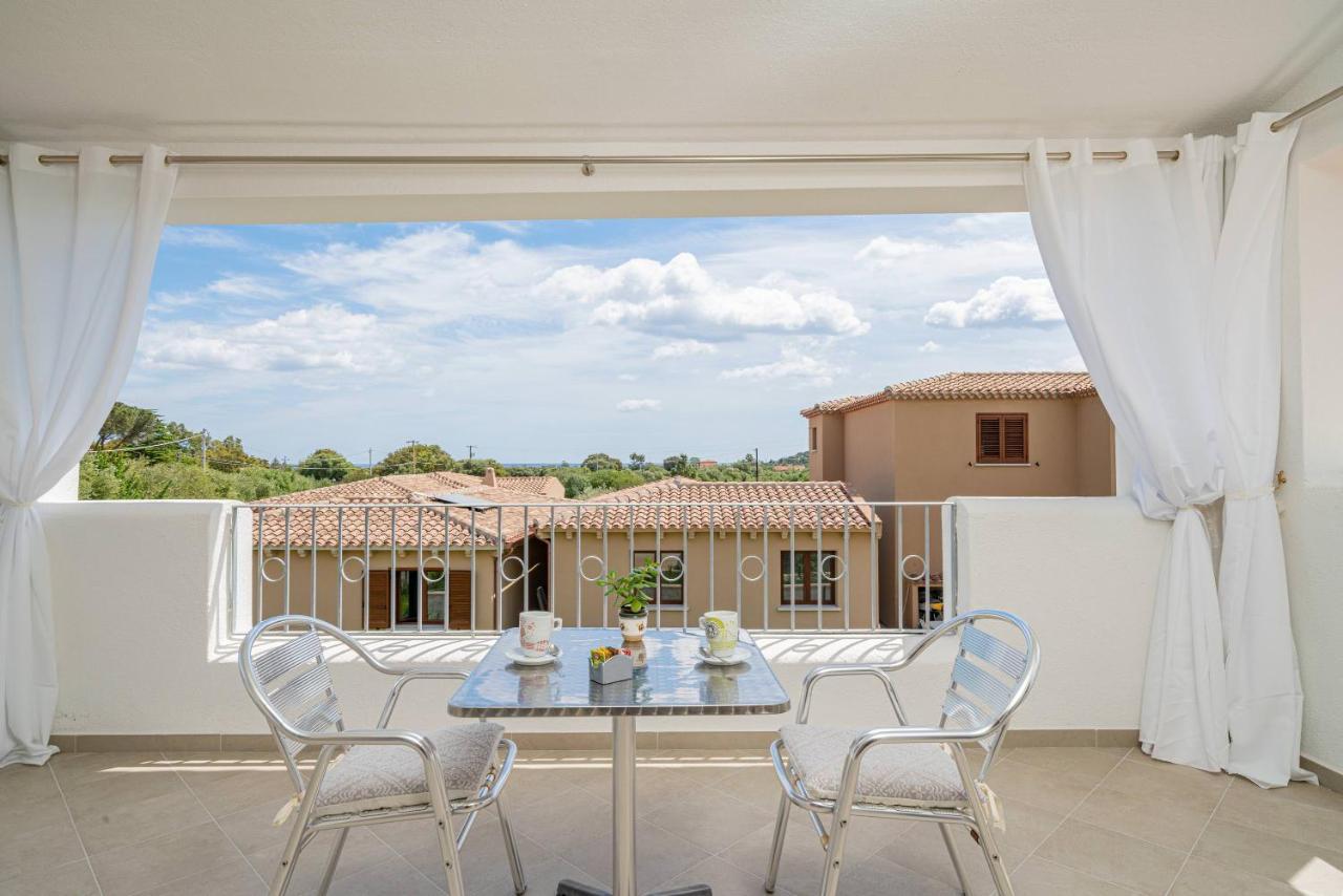 Отель Residenza L'Alzoni Сан-Теодоро Экстерьер фото