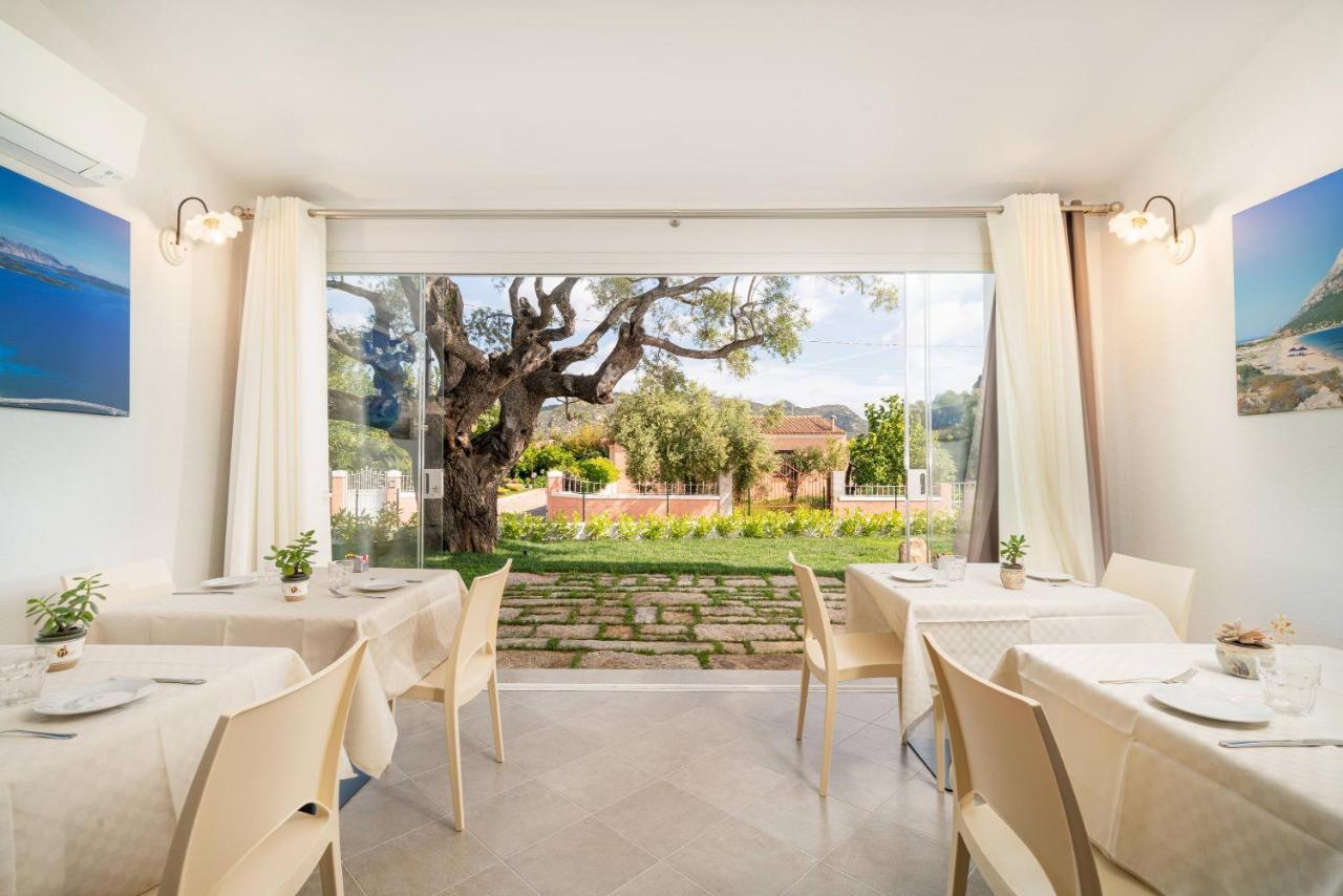 Отель Residenza L'Alzoni Сан-Теодоро Экстерьер фото