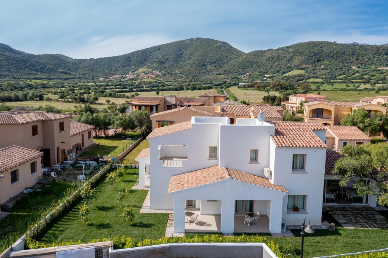 Отель Residenza L'Alzoni Сан-Теодоро Экстерьер фото