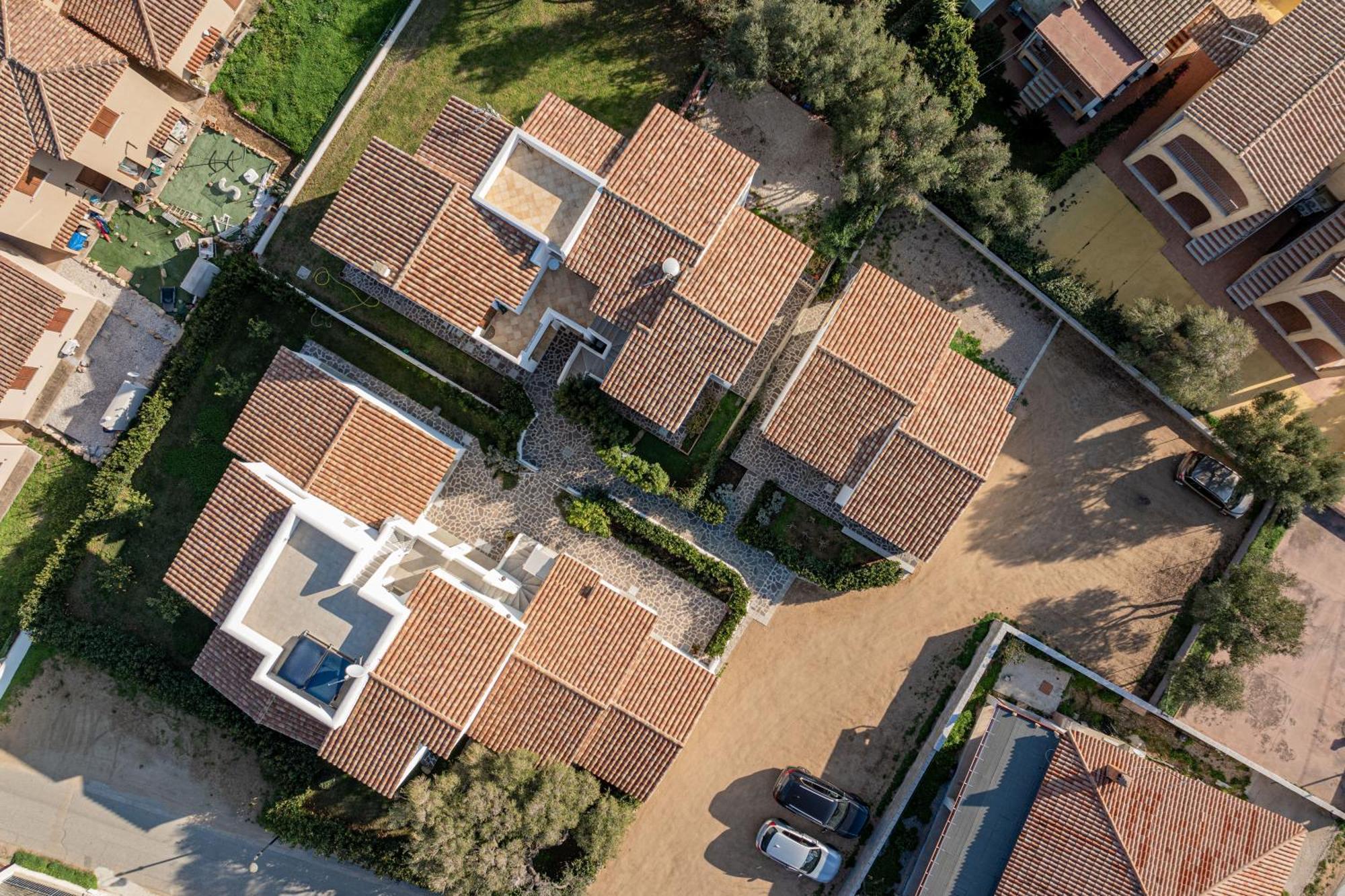 Отель Residenza L'Alzoni Сан-Теодоро Экстерьер фото